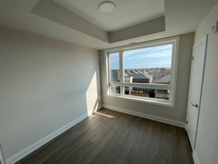 For Lease - 3250 Carding Mill Trail Unit# 433, Oakville, Ontario - Photo 2