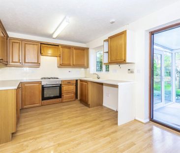 3 bedroom house to rent Keats Grove, Stamford, PE9 - Photo 4