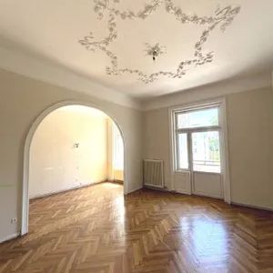 1040! Altbaujuwel: "6 ZIMMER, 2 BÄDER & BALKON ab Oktober 26"! Erstbezug nach Generalsanierung! - Foto 1