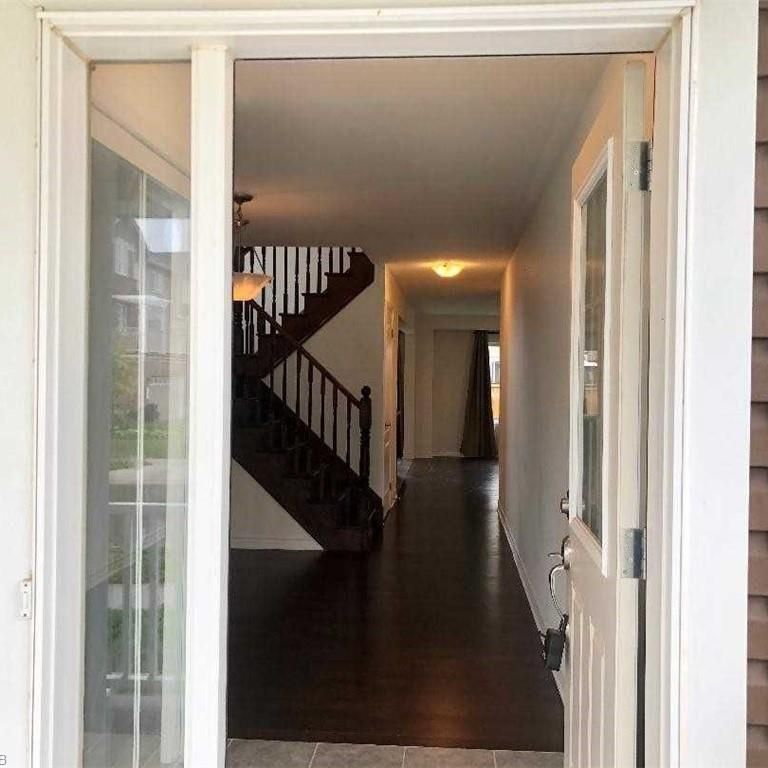 For Lease - 905 ORR Court, Kitchener, Ontario - Photo 1