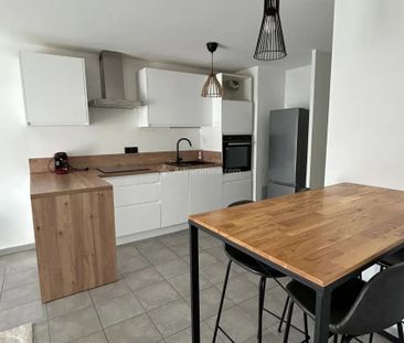 Location Appartement 4 pièces 70 m2 à Villeurbanne - Photo 3