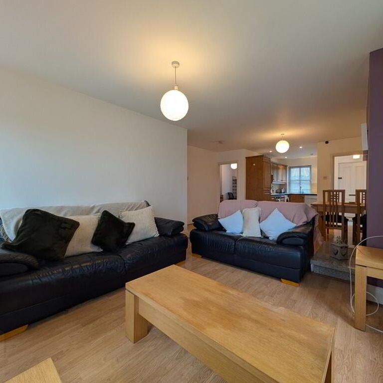 7 Drumbeg Cottages, Dunmurry, Belfast, BT17 9LY - Photo 1