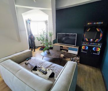 Location Appartement 4 pièces 90m² - Photo 1