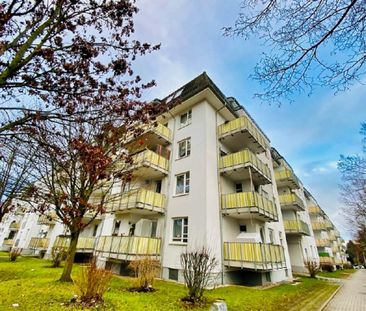 Hochparterre 2-Raumwohnung mit Balkon + Stellplatz in Schloßchemnit... - Photo 1