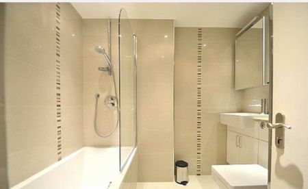 2 bed flat to rent - Photo 5