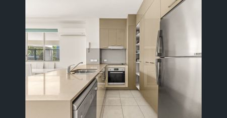 4/70 Durham Street, St Lucia, Qld 4067 - Photo 3