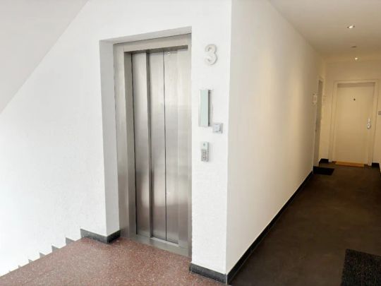 Düsseldorf-Stadtmitte! Provisionsfrei für den Mieter! 3 Zimmer und eingebaute Teeküche! - Foto 1