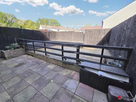 3 bedroom terraced house to rent - Photo 3