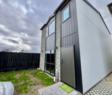 Brand New 3 Bedroom Freehold Home - Photo 2
