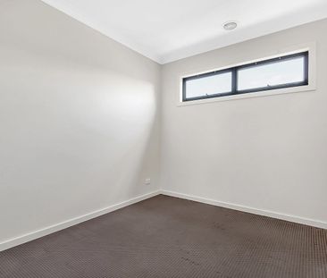 Look No Further.. - Photo 1