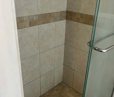 For Lease - 40 Deevale Road Unit# Lower, Toronto, Ontario - Photo 4