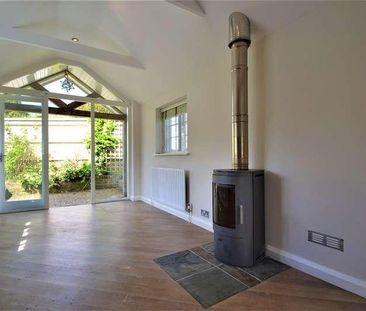Bury, West Sussex, RH20 - Photo 6