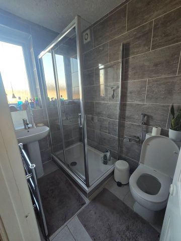 Room in a Shared House, Dinting Avenue, M20 - Photo 5