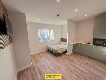 Studio to rent - Photo 5