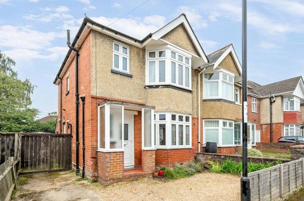 3 bedroom semi-detached house to rent - Photo 1