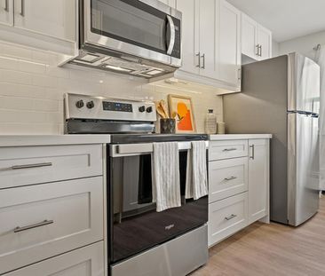 38 King Street West | 38 King St West, Stoney Creek - Photo 1