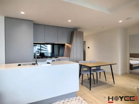 “Footscray 2-Bed Apartment, Fully Furnished & Stylish” - Photo 2