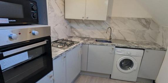 1 bedroom house to rent - Photo 2