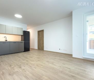 Prenájom | Novostavba 3-izbový byt | Balkón | Thurzove sady - Photo 3