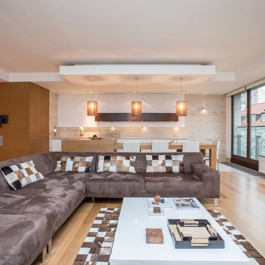 Warszawa, ul. Oboźna - Photo 1