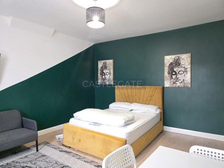 1 bedroom ground floor flat to rent - Photo 4