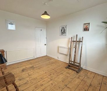 Flat 4 , 21 North Marine Road, Scarborough - Photo 1