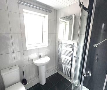 3 bed Detached Bungalow in Birch Avenue , Ambergate, Belper, DE56 2GL - Photo 6