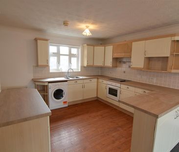 Elm Court, BEBINGTON CH63 - Photo 6