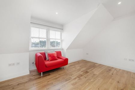3 bedroom end of terrace house to rent - Photo 5