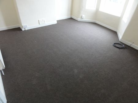 4 Bed Terraced House, Vittoria Street, CH41 - Photo 4