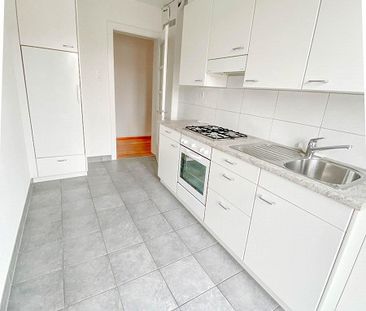 Attraktive, zentrale 2-Zimmer Wohnung im Ulmenquartier - Photo 1