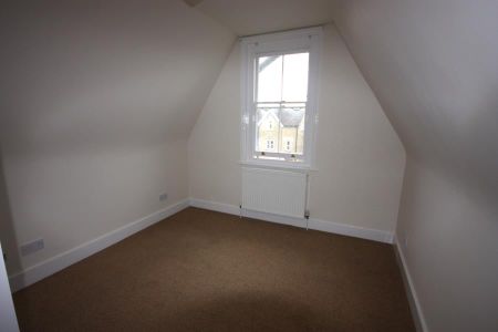 Epsom Road, Guildford, GU1 - Photo 4