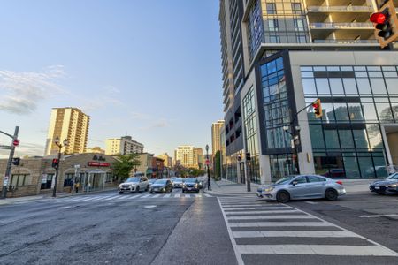 For Lease - 15 Queen Street Unit# 1009, Hamilton, Ontario - Photo 4