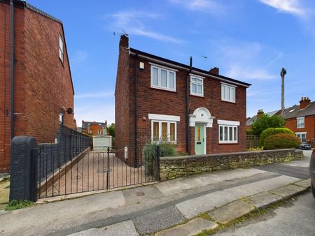 3 bedroom detached house to rent - Photo 5
