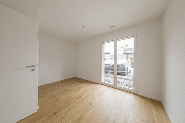 Moderne Wohnung im Erdgeschoss am Dorfplatz - Photo 1
