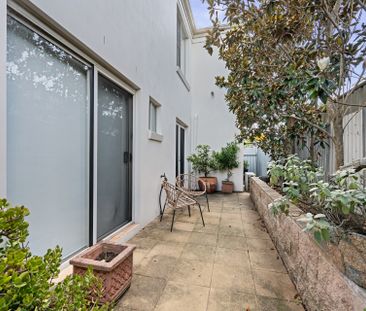 Beautiful Cbd Living - Photo 5