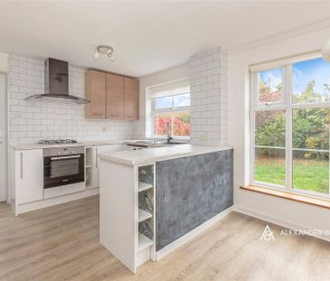 3 bedroom semi-detached house to rent - Photo 3