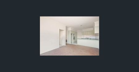 BEAUTIFUL 3 BEDROOM DOUBLE STOREY TOWNHOUSE! - Photo 5