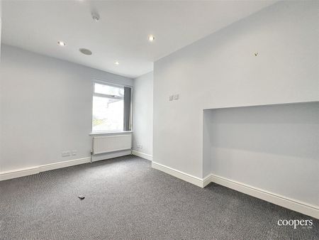 3 bedroom house - Photo 3