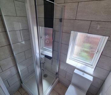 4 bedroom terraced house to rent - Photo 2