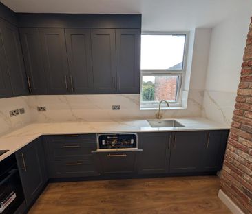 3 bedroom house of multiple occupation to rent - Photo 6