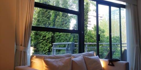 Furnished 1 bed plus den condo on Robson - Photo 2