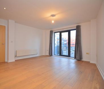 1 bedroom flat to rent - Photo 6