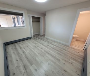 3 Beds & 1.5 Baths Apartment Style Property In Wildwood Area - Photo 6