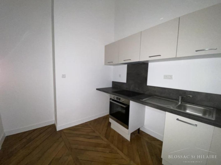 Location Appartement 4 pièces 122m² POITIERS 86000 - Photo 5