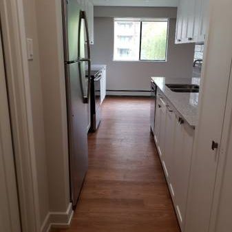 2 bedroom, On-Site Management, One and Two Bedroom Apartments - Photo 1