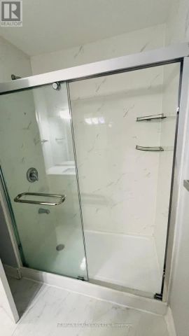 803 DEVERON CRESCENT W - Photo 5