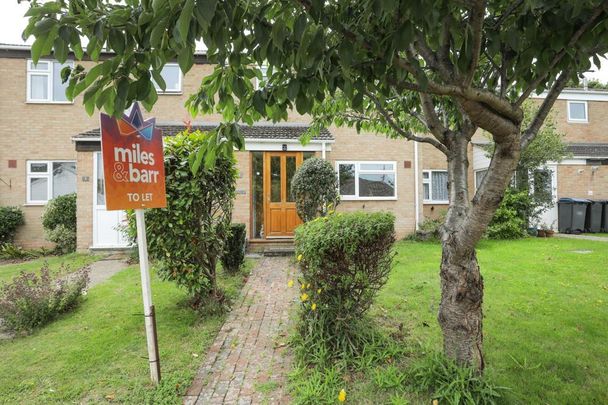 3 bedroom terraced house to rent - Photo 1