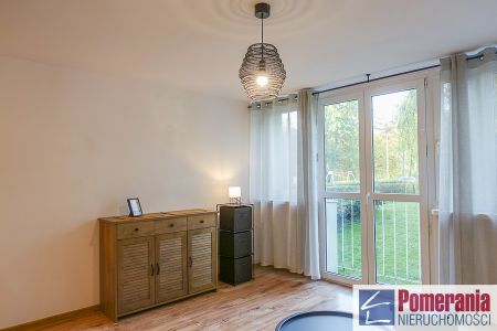 os. Piastowskie, ul. Kazimierza Królewicza - Zdjęcie 3