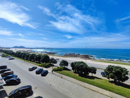 3 room luxury Apartment for rent in Praia (Leca da Palmeira), Matosinhos, Distrito do Porto - Photo 2